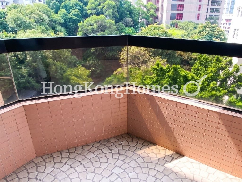 Balcony off Living and Dining Room — 瓊峰台，西半山