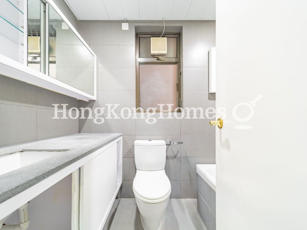 Guest Bathroom — The Belcher's - Block 2, Pokfulam