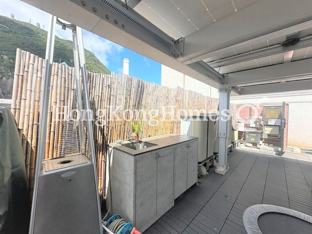 Private Roof Terrace — Valiant Park, Mid-levels West