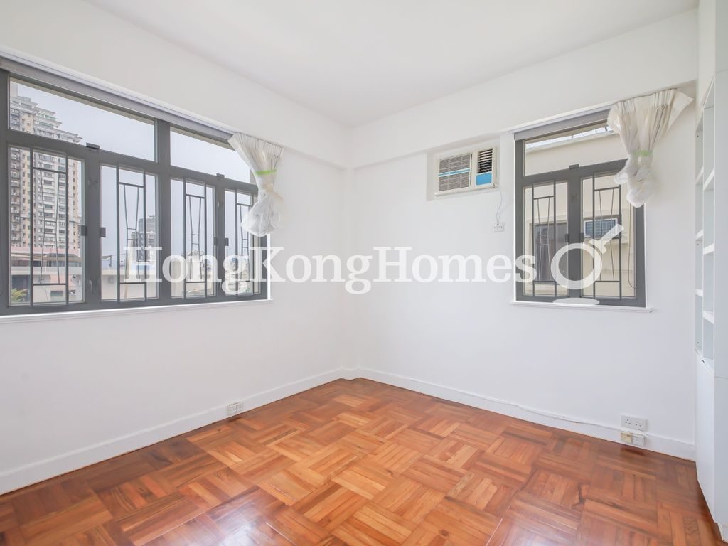 Third Bedroom — Wang Fung Terrace, 5, Tai Hang