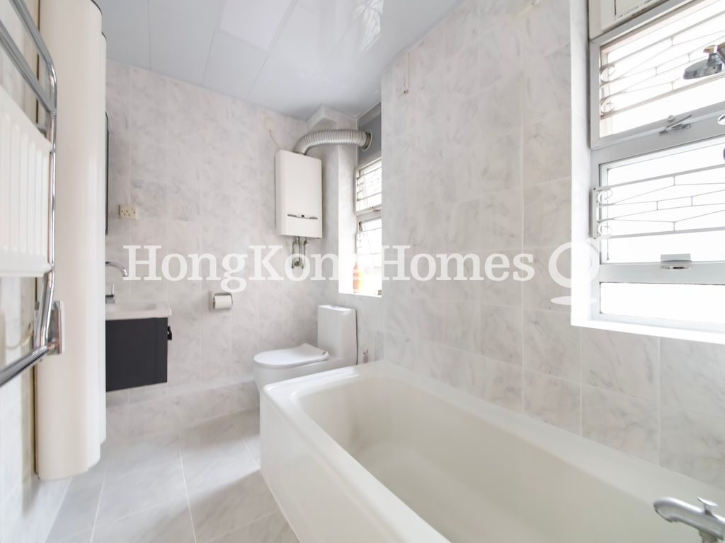 Master Bathroom — Pine Gardens, Happy Valley
