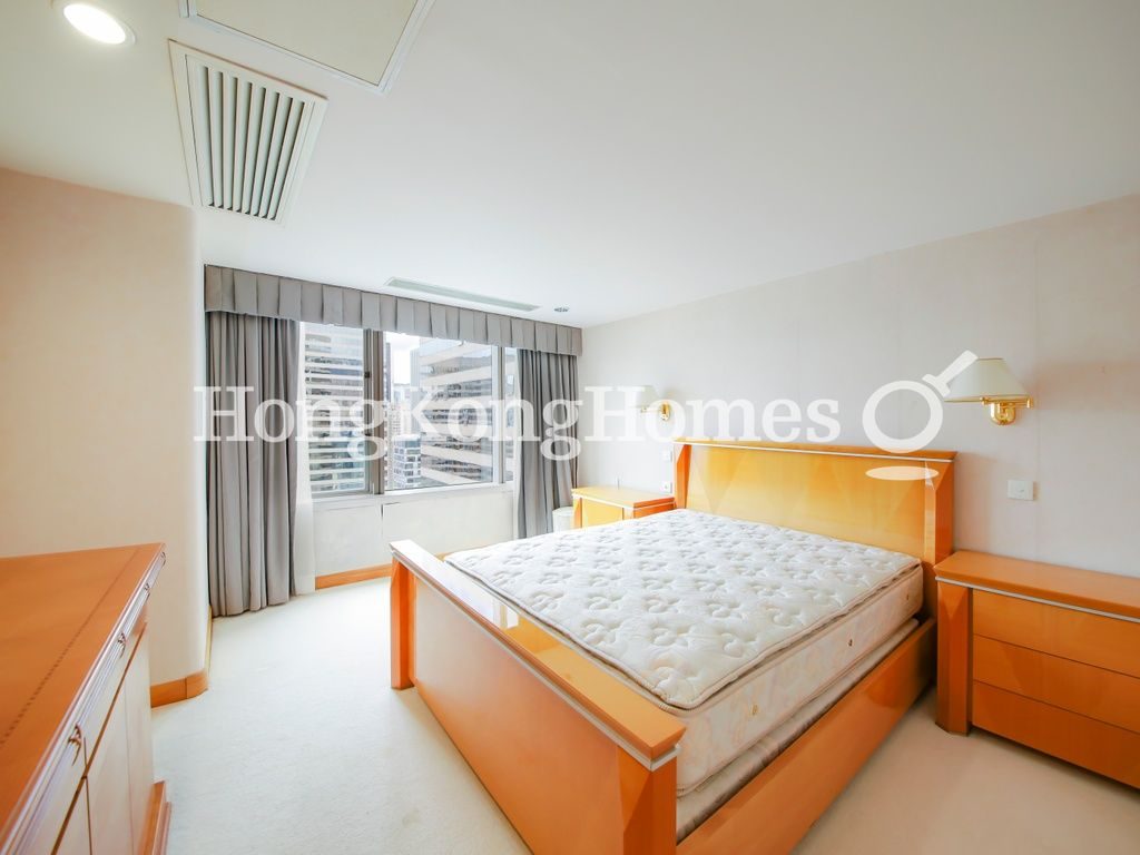 Second Ensuite Bedroom — Convention Plaza Apartments, Wan Chai