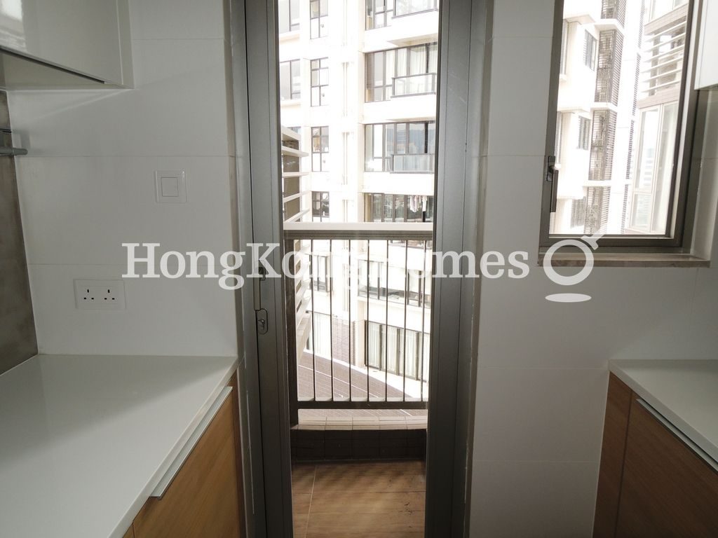 Balcony off Kitchen — Kadoorie Hill，何文田窩打老道