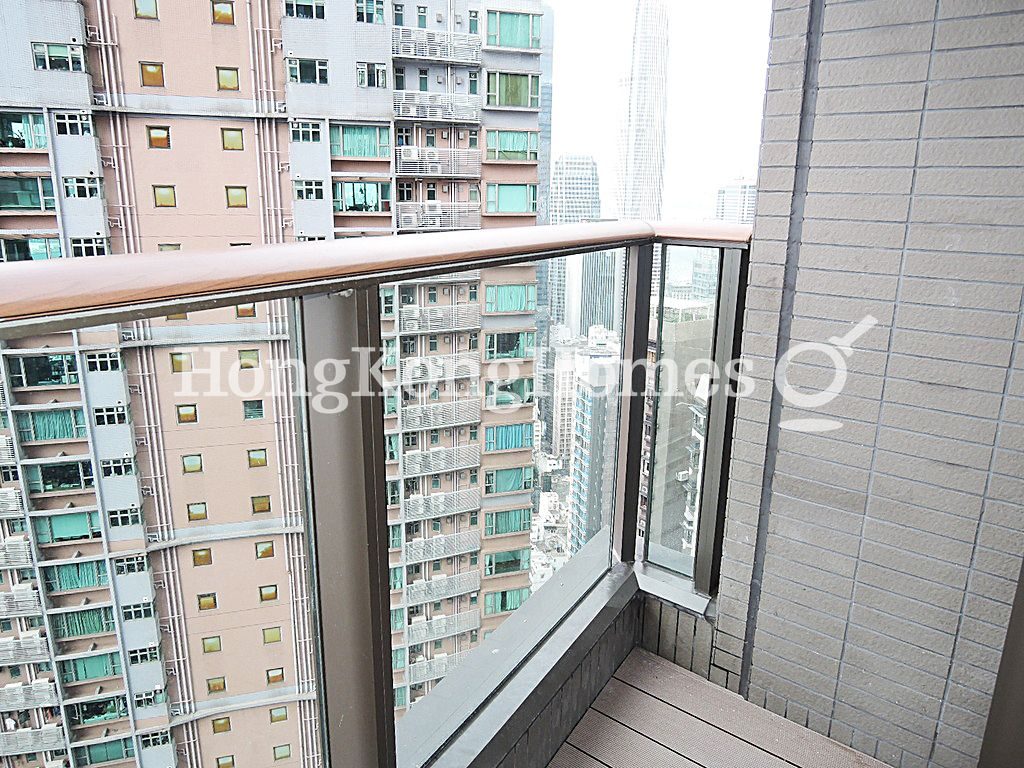 Balcony off Living and Dining Room — 殷然，西半山