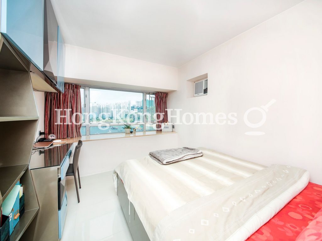 Master Bedroom — South Horizons - Phase 02, Tower 09, Yee Ngar Court, Ap Lei Chau