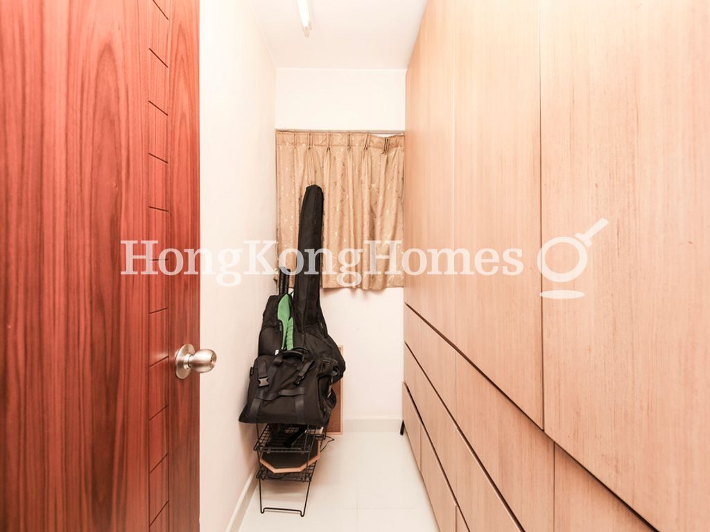 Third Bedroom — South Horizons - Phase 02, Tower 09, Yee Ngar Court, Ap Lei Chau