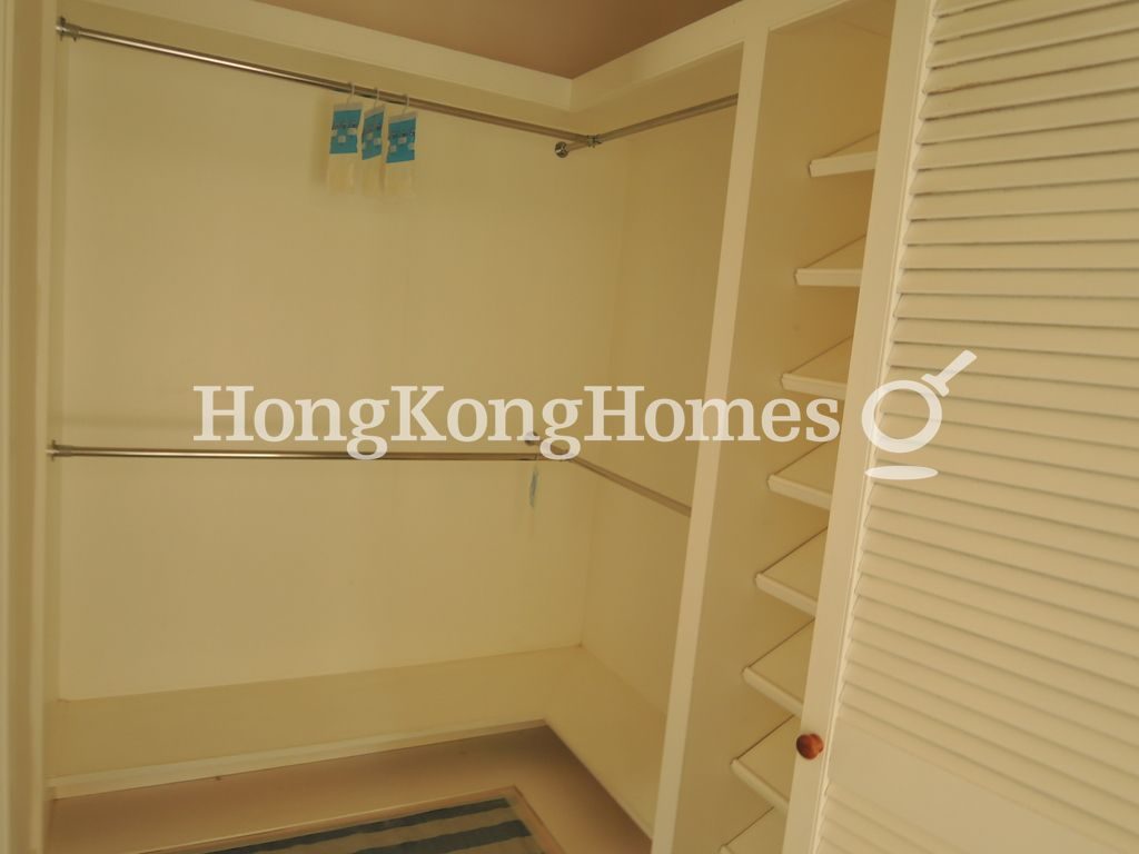 Walk-in Closet in Master Bedroom — Floral Villas - House, Sai Kung