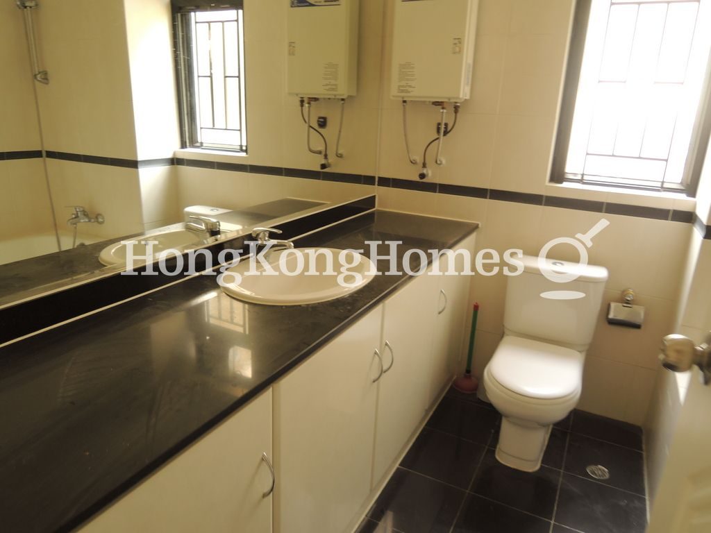Master Bathroom — Floral Villas - House, Sai Kung
