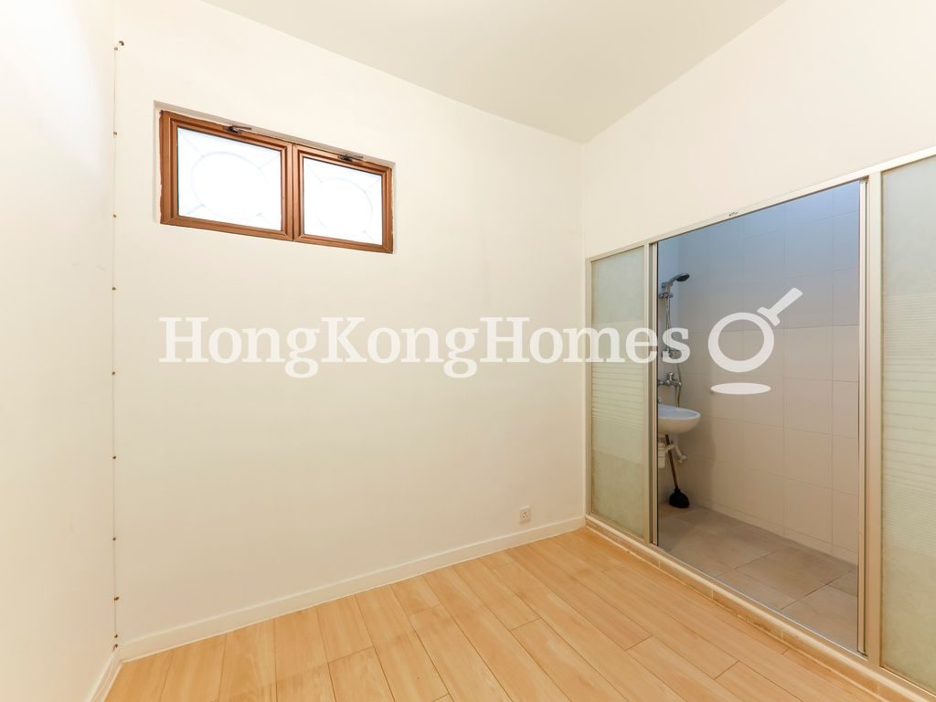 Maid's Room — Splendour Villa, Repulse Bay