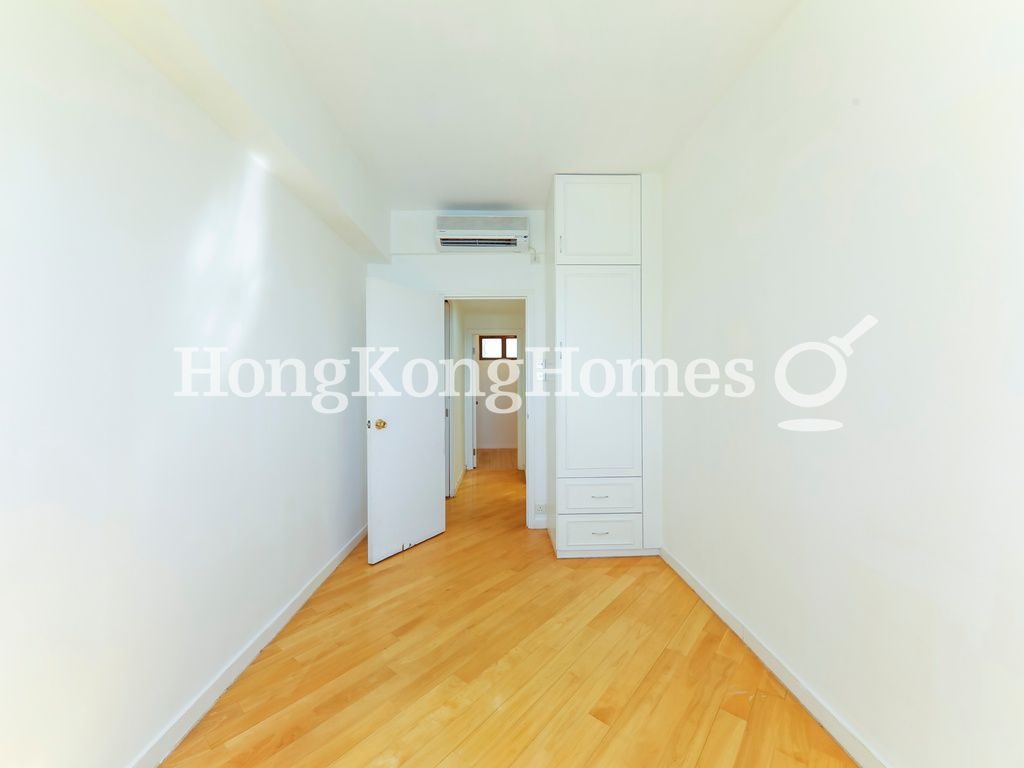 Second Bedroom — Splendour Villa, Repulse Bay