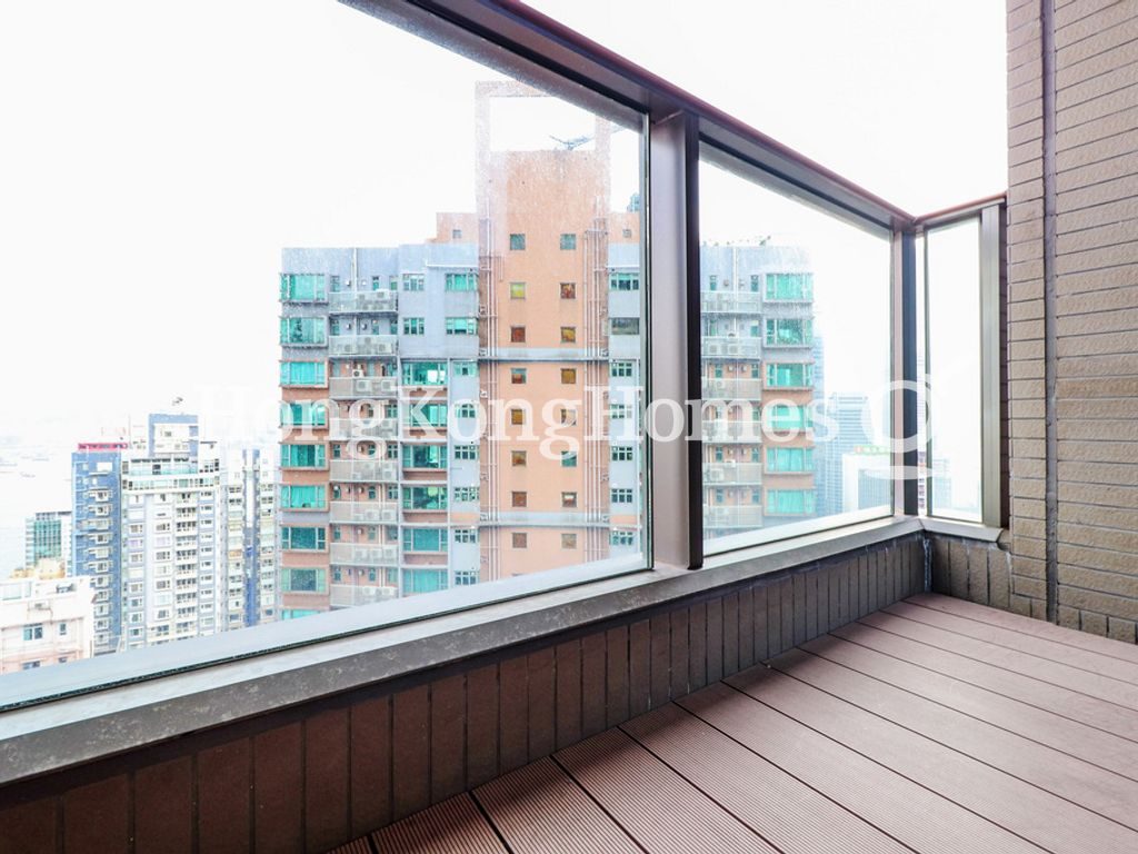 Balcony Off Living and Dining Room — 殷然，西半山