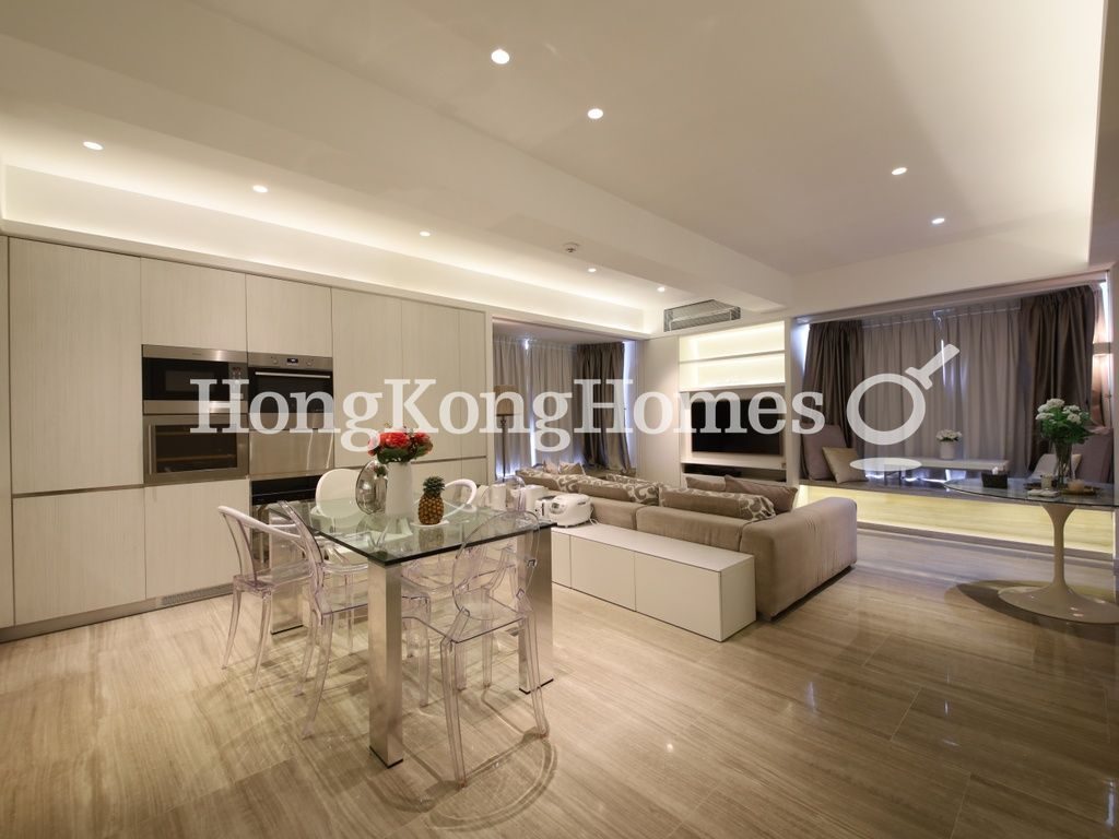 Living and Dining Room — St. Louis Mansion, Mid-levels Central