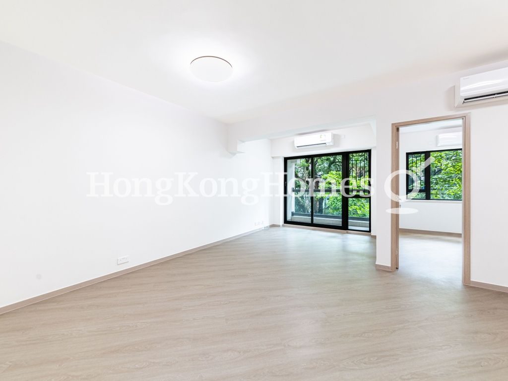 Living and Dining Room — Hing Wah Mansions - Block B, Mid-levels West
