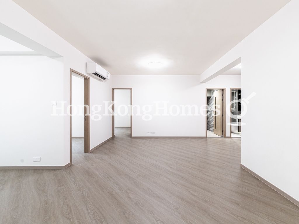 Living and Dining Room — Hing Wah Mansions - Block B, Mid-levels West
