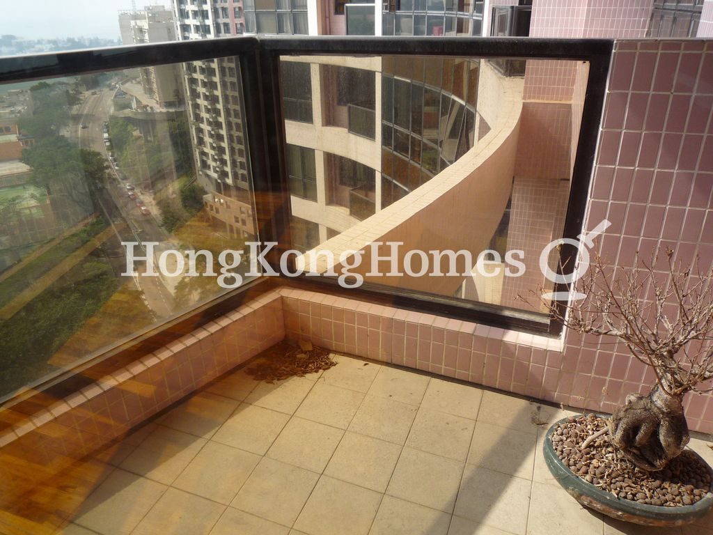 Balcony — Pacific View - Block 02, Tai Tam