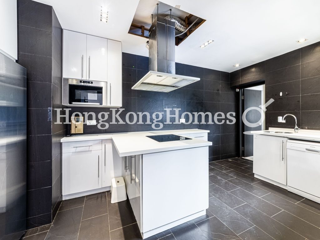 Open Kitchen — Ruby Court - Block 02, Repulse Bay