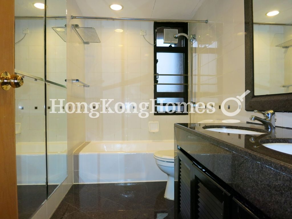 Guest Bathroom — Pacific View - Block 02, Tai Tam