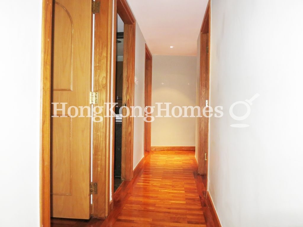 Corridor — Pacific View - Block 02, Tai Tam