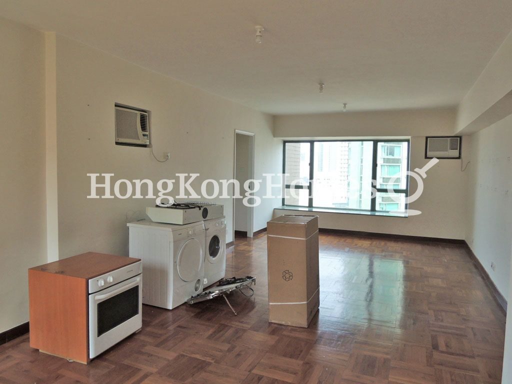 Living and Dining Room — Monmouth Villa, Mid-levels East