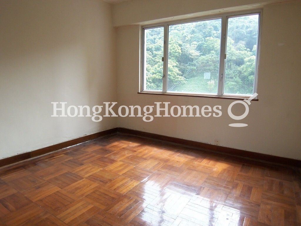 Fourth Bathroom — Hamilton Court, Mid-levels West