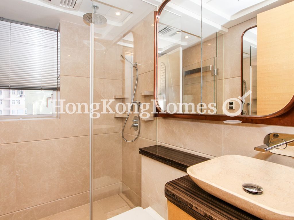 Guest Bathroom — 加多近山，西環堅尼地城