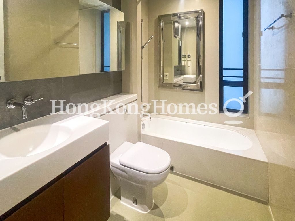 Guest Bathroom — MacDonnell Road, 11, Mid-levels Central