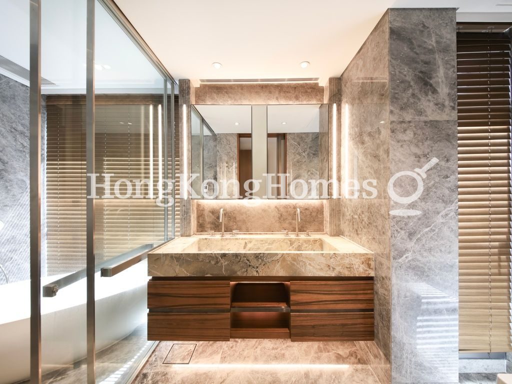 Master Bathroom — University Heights - Tower 3, Mid-levels West