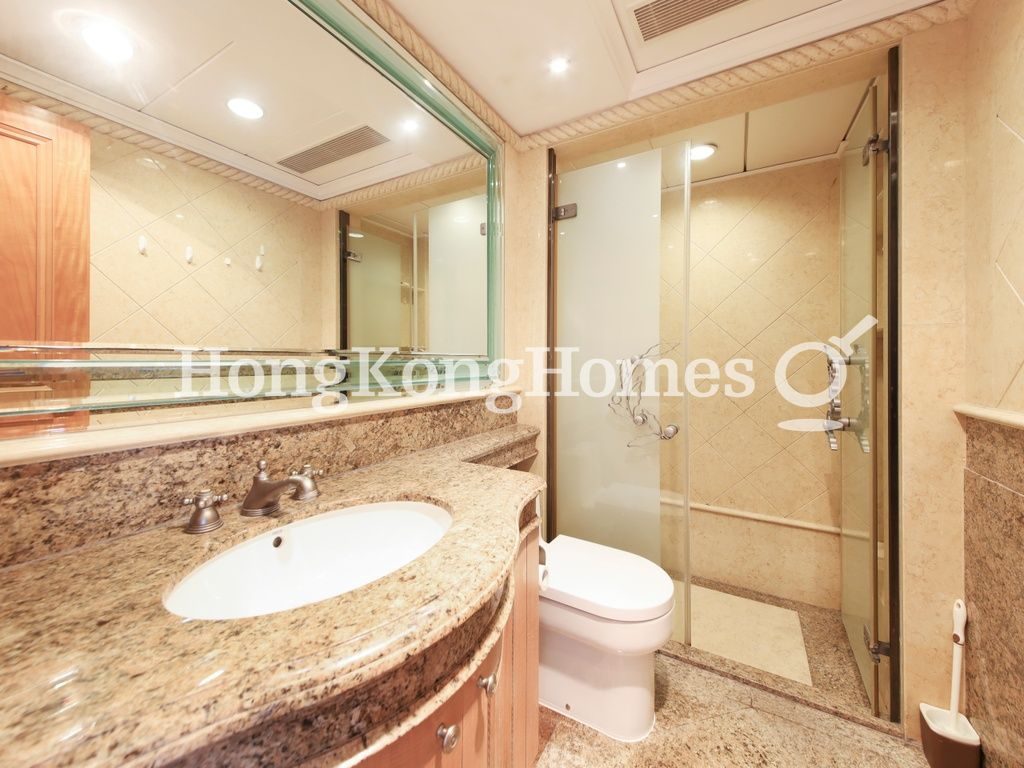 Guest Bathroom — The Leighton Hill - Block 03, Happy Valley