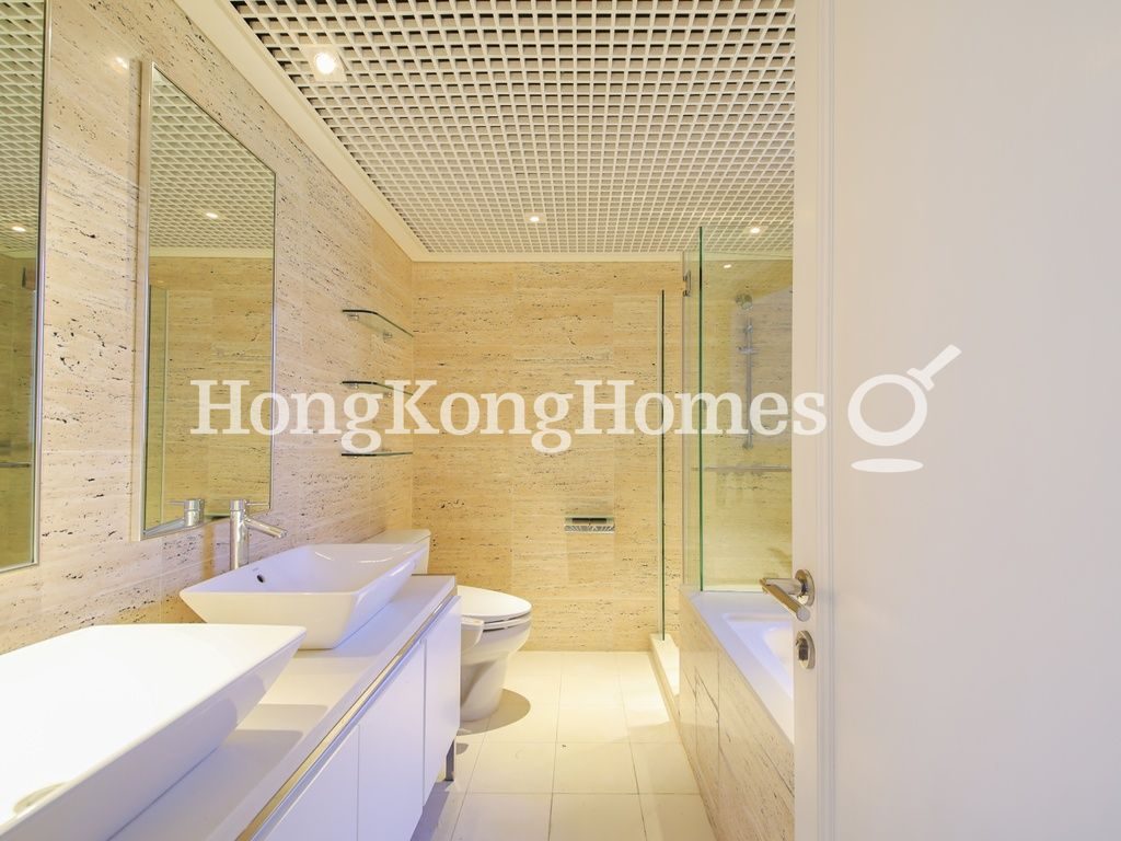 Master Bathroom — Hong Kong Parkview - Tower 17, Repulse Bay