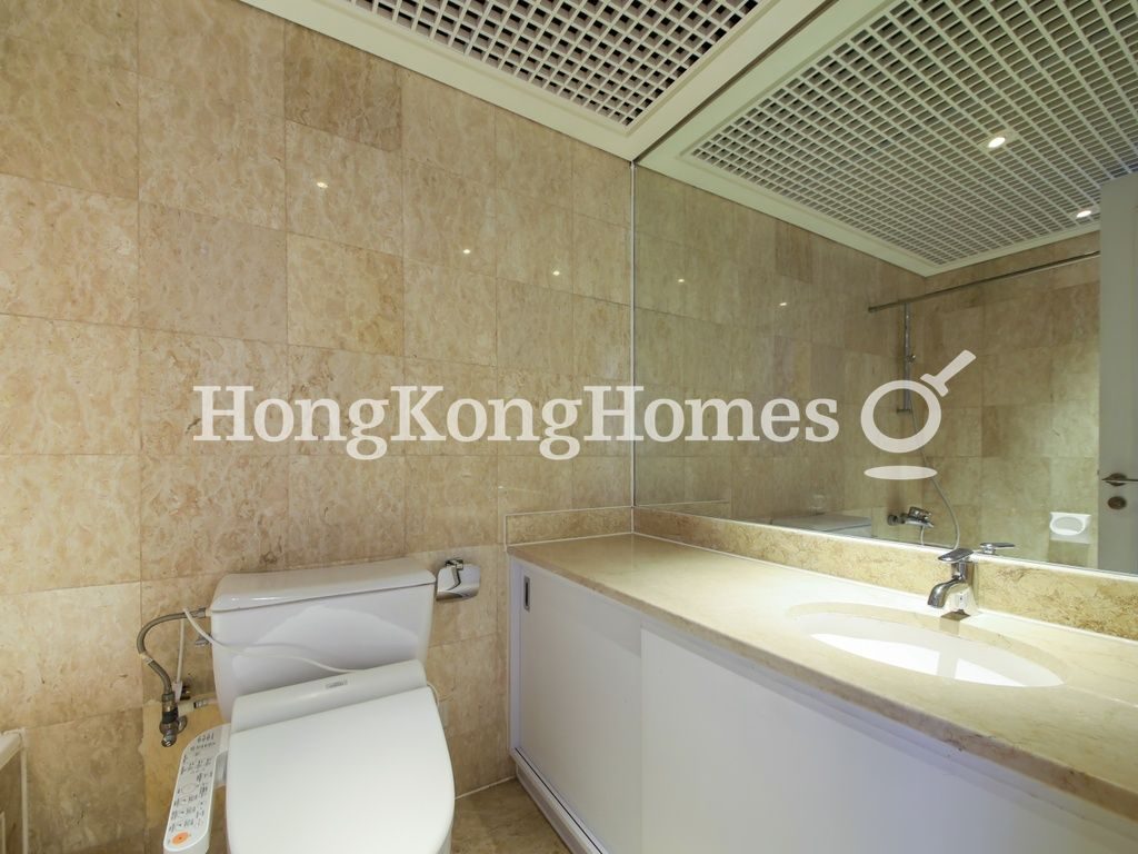 Second Ensuite Bathroom — Hong Kong Parkview - Tower 17, Repulse Bay