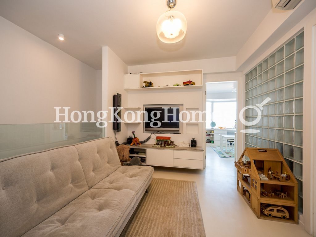 Family Room — Dragon Lake Villa, Clear Water Bay