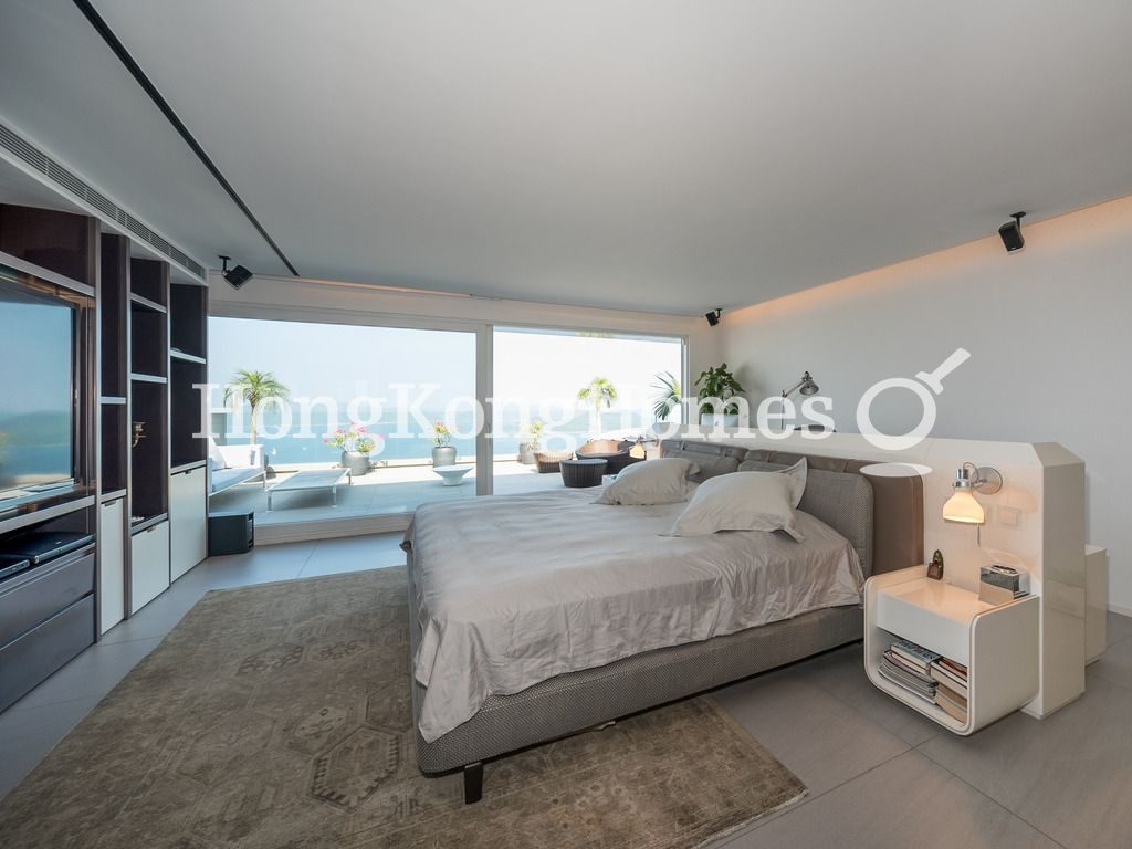 Master Bedroom — Dragon Lake Villa, Clear Water Bay