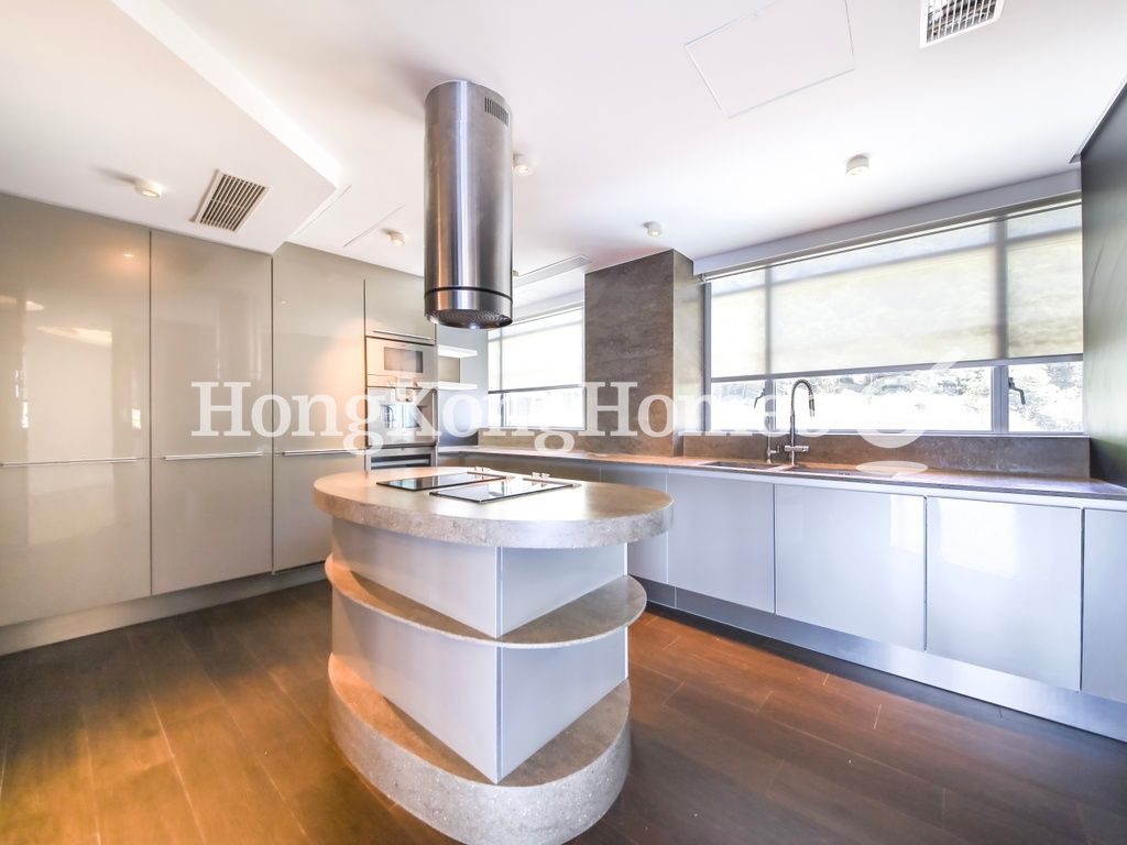 Kitchen — The Lily, Repulse Bay
