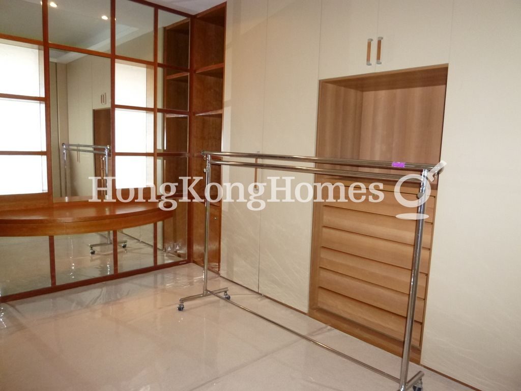 Walk-in Closet in Master Bedroom — Carolina Garden - Block C, The Peak