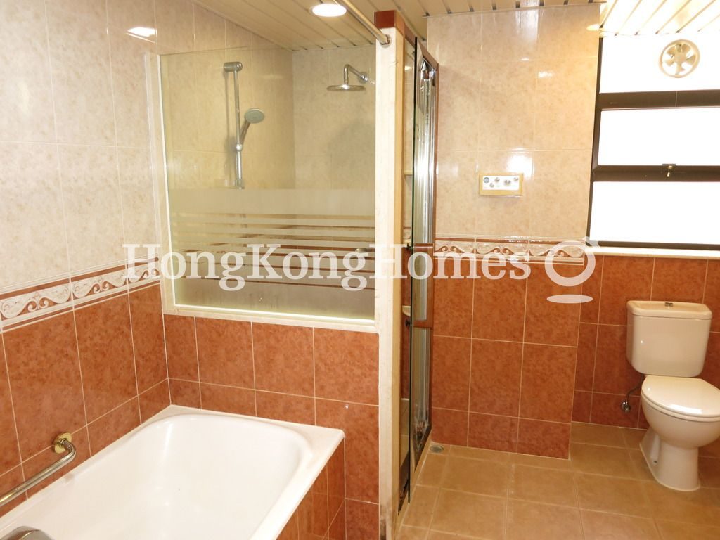 Master Bathroom — Henredon Court, Shouson Hill