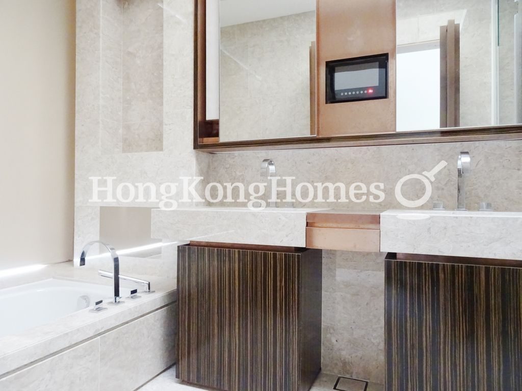 Master Bathroom — Shouson Peak, Shouson Hill