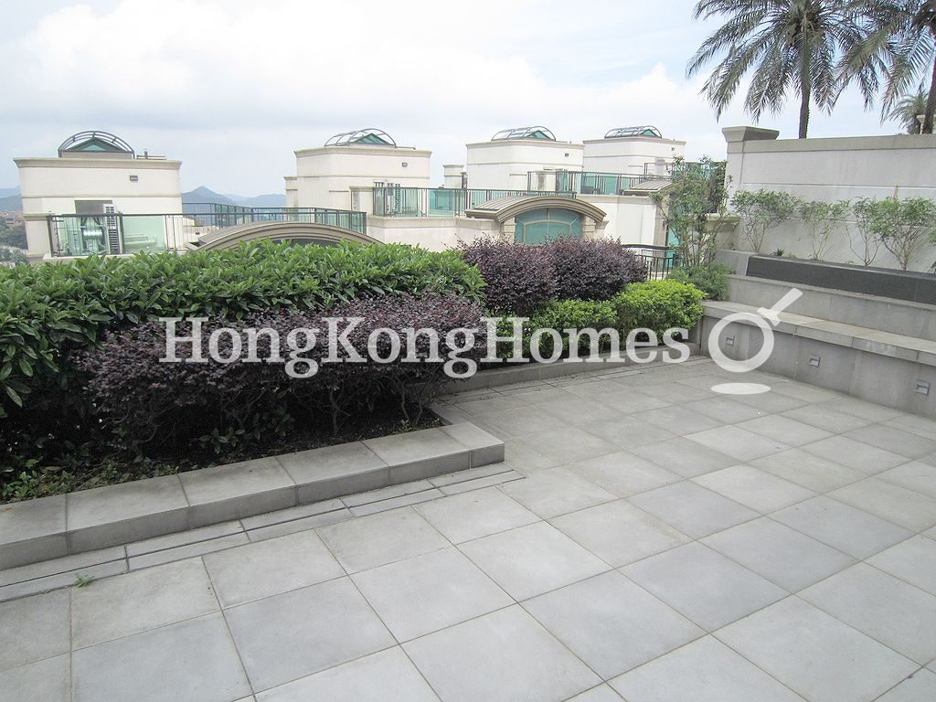Private Terrace — Mount Kellett Road, 74, The Peak