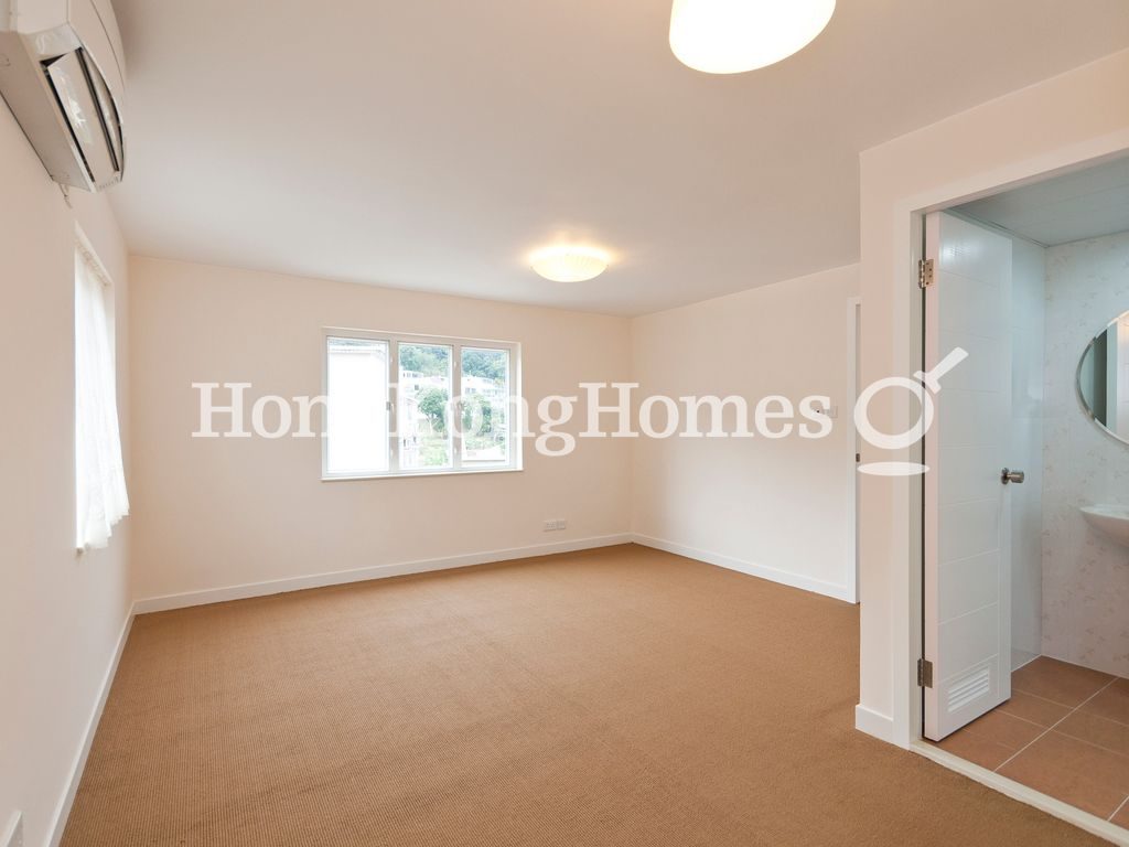 Second Ensuite Bedroom — Mok Tse Che, Sai Kung