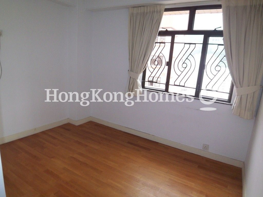 Third Bedroom — 金山花園 - B座，跑馬地