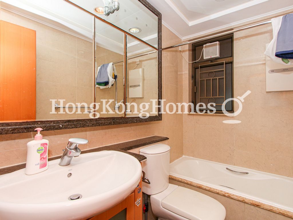 Guest Bathroom — The Belcher's - Block 6, Pokfulam