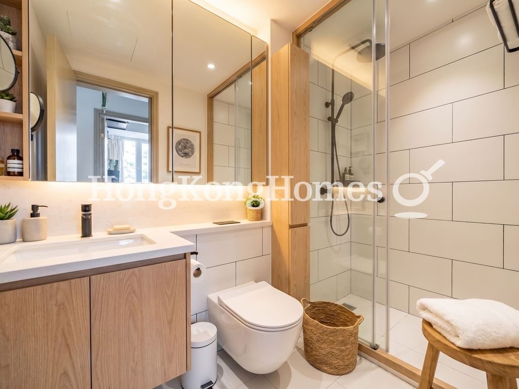 Guest Bathroom — 譽 . 港灣 第 01座，新蒲崗黃大仙