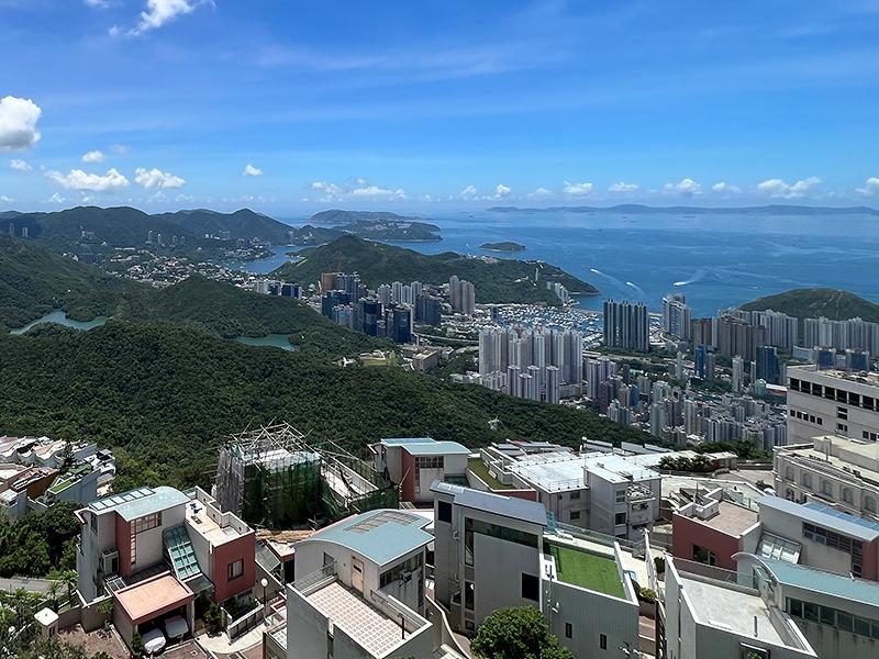 photo 3 — Sunshine Villa, The Peak