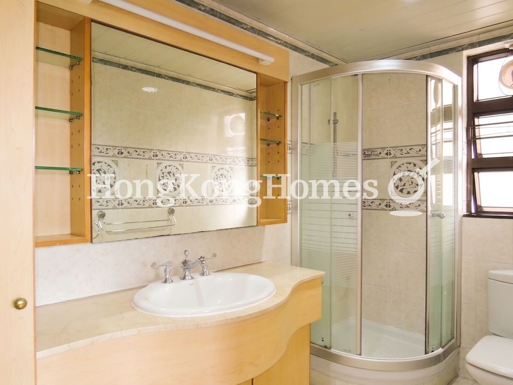 Master Bathroom — 碧瑤灣 - 第20座，薄扶林