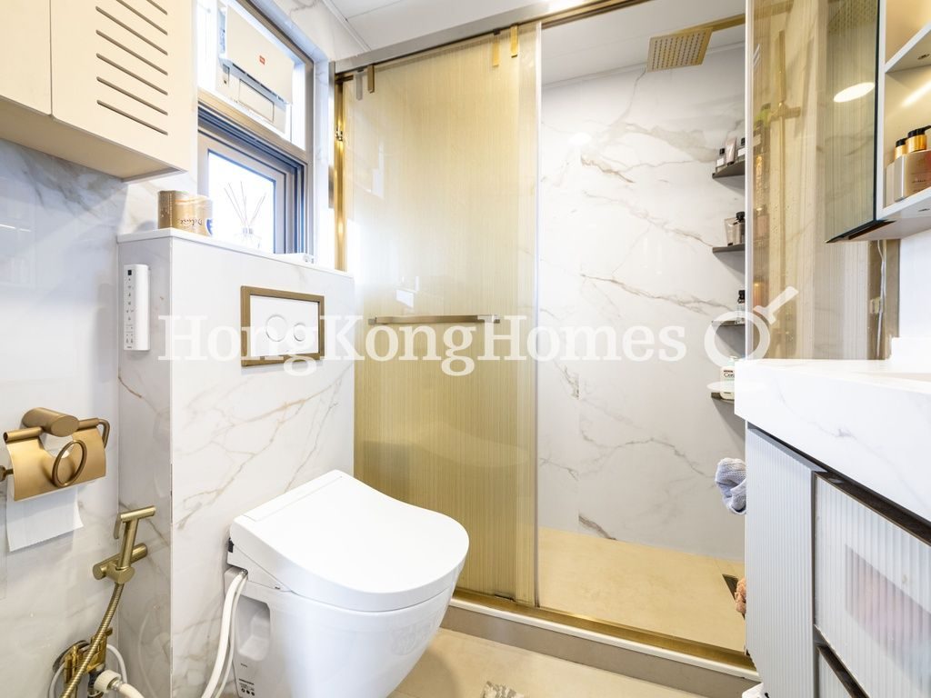 Master Bathroom — 碧瑤灣 - 第19座，薄扶林