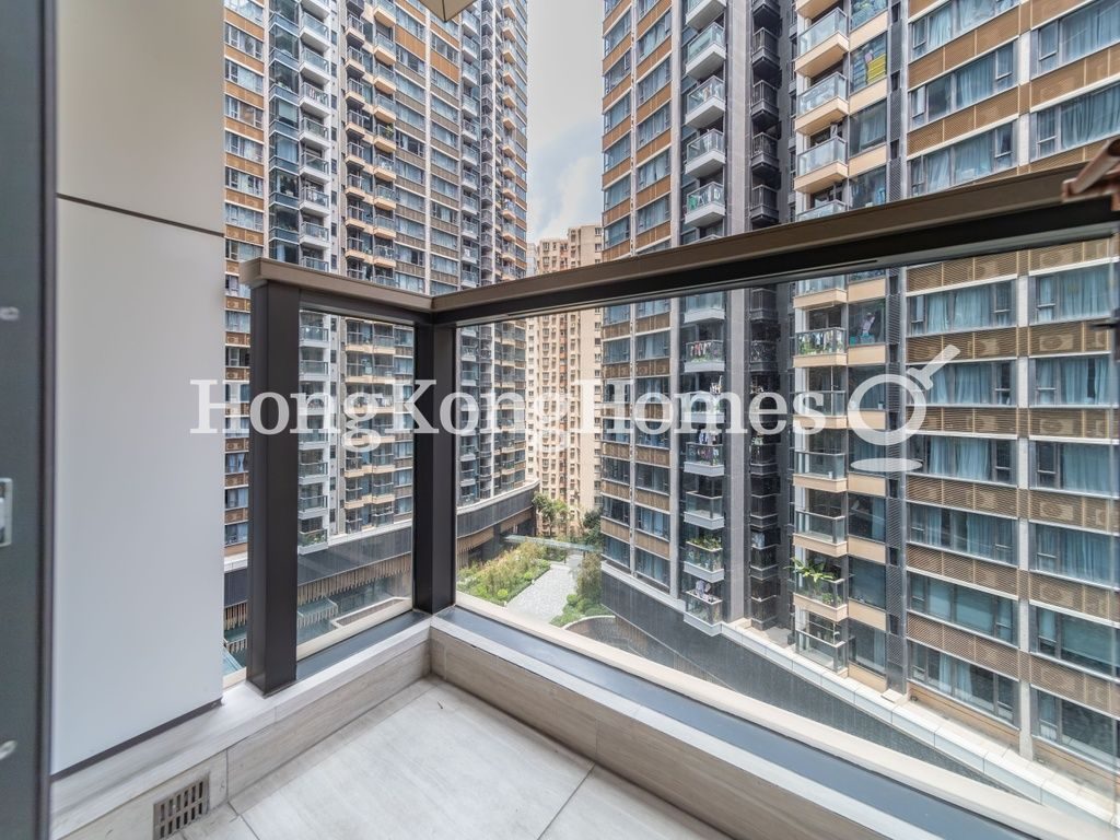 Balcony off Living and Dining Room — 柏蔚山，北角