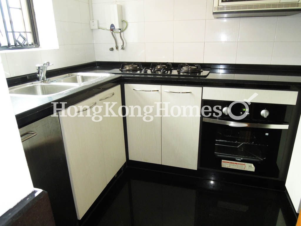 Kitchen — Imperial Court - Block C, Mid-levels West