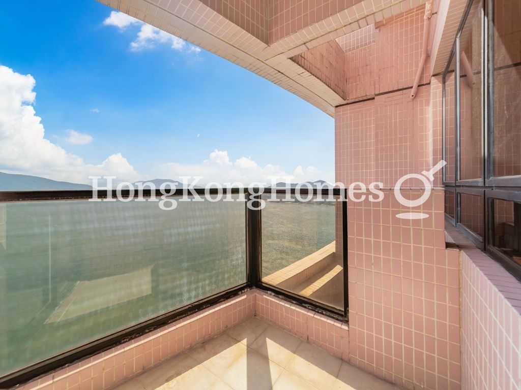 Balcony off Living Room — 浪琴園 - 第05座，大潭