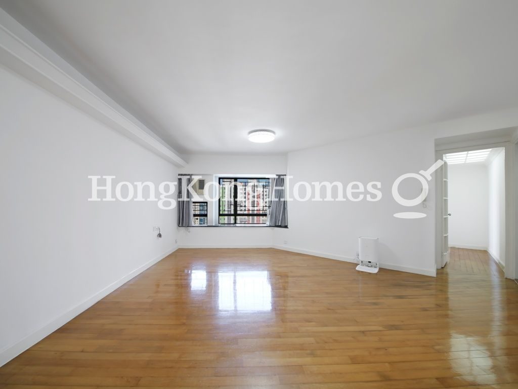 Living and Dining Room — Park Towers - Tower One, North Point