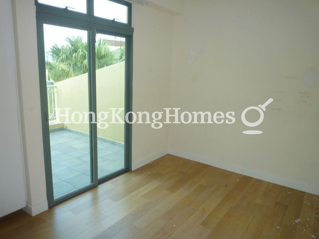 Second Bedroom — 愉景灣 8 期 - 海堤居 - 海堤徑 (1-33 單)，愉景灣