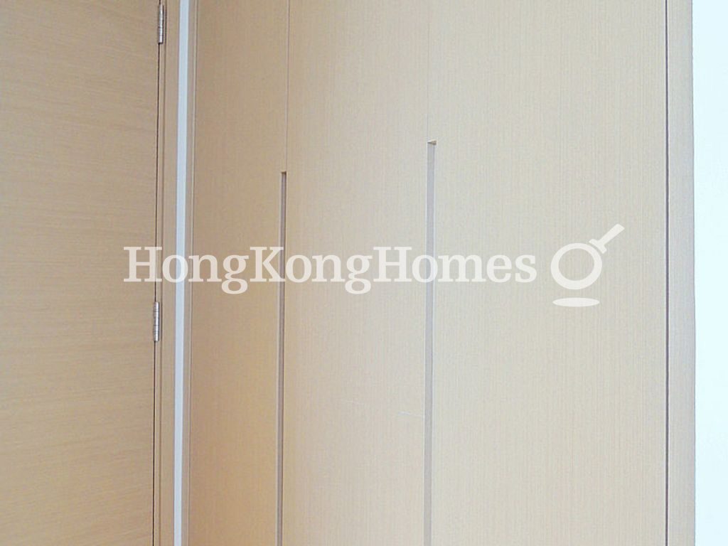 Built-in Wardrobe in Master Bedroom — The Summa - Tower 2, Mid-levels West